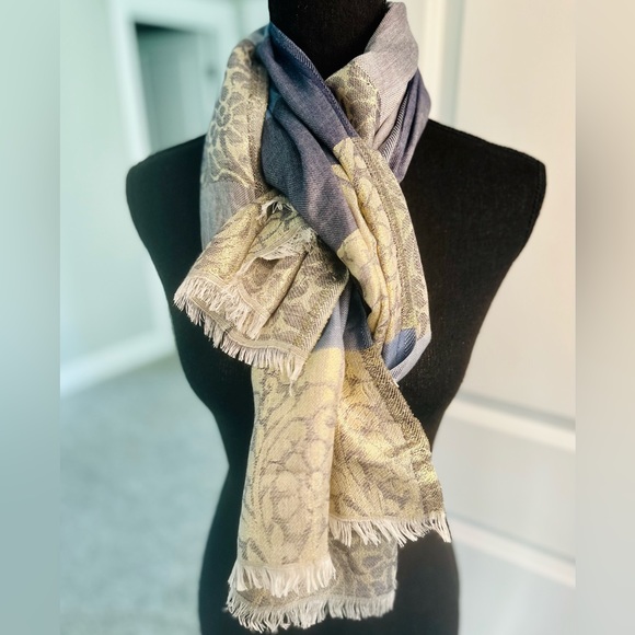 Ann Taylor Metallic Navy Floral Scarf Wrap Shawl ONE SIZE NWOT - Picture 2 of 14